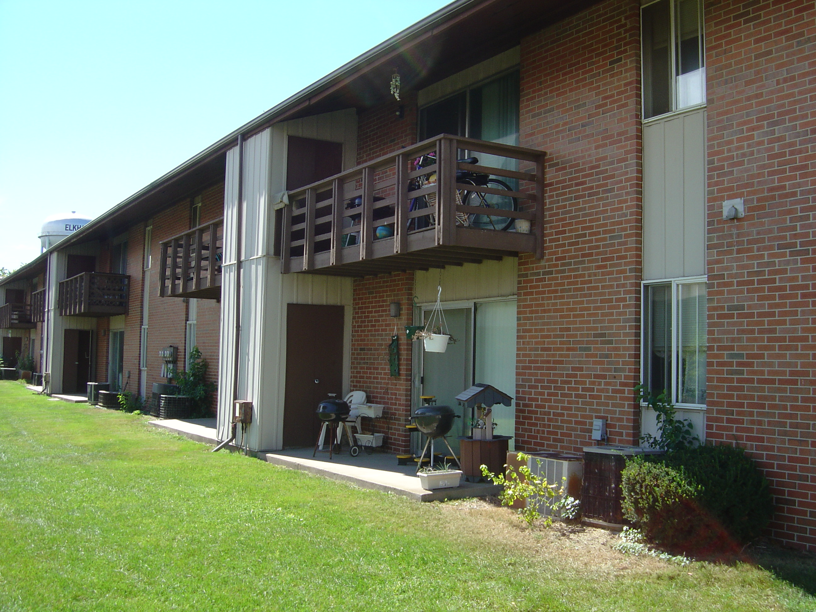 Elkhart Green Apartments exterior in Elkhart, IN